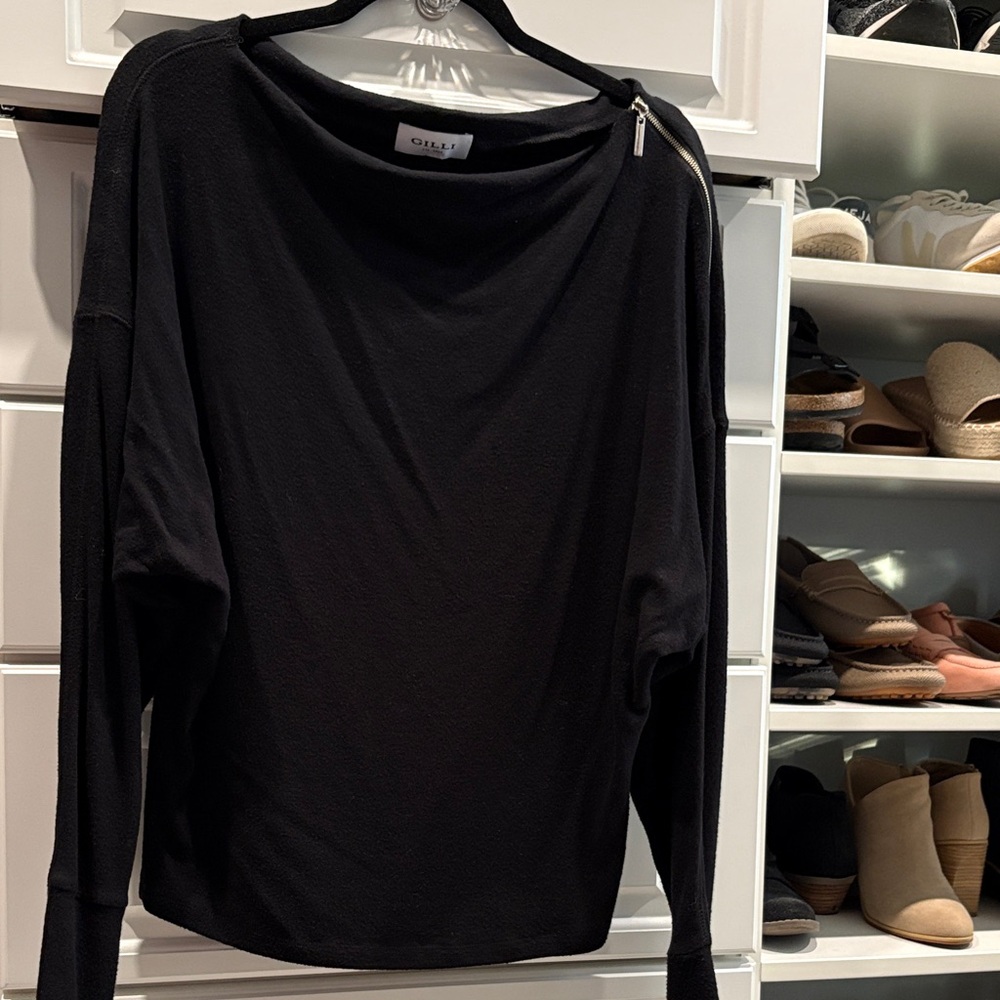 Gilli Black Long Sleeve